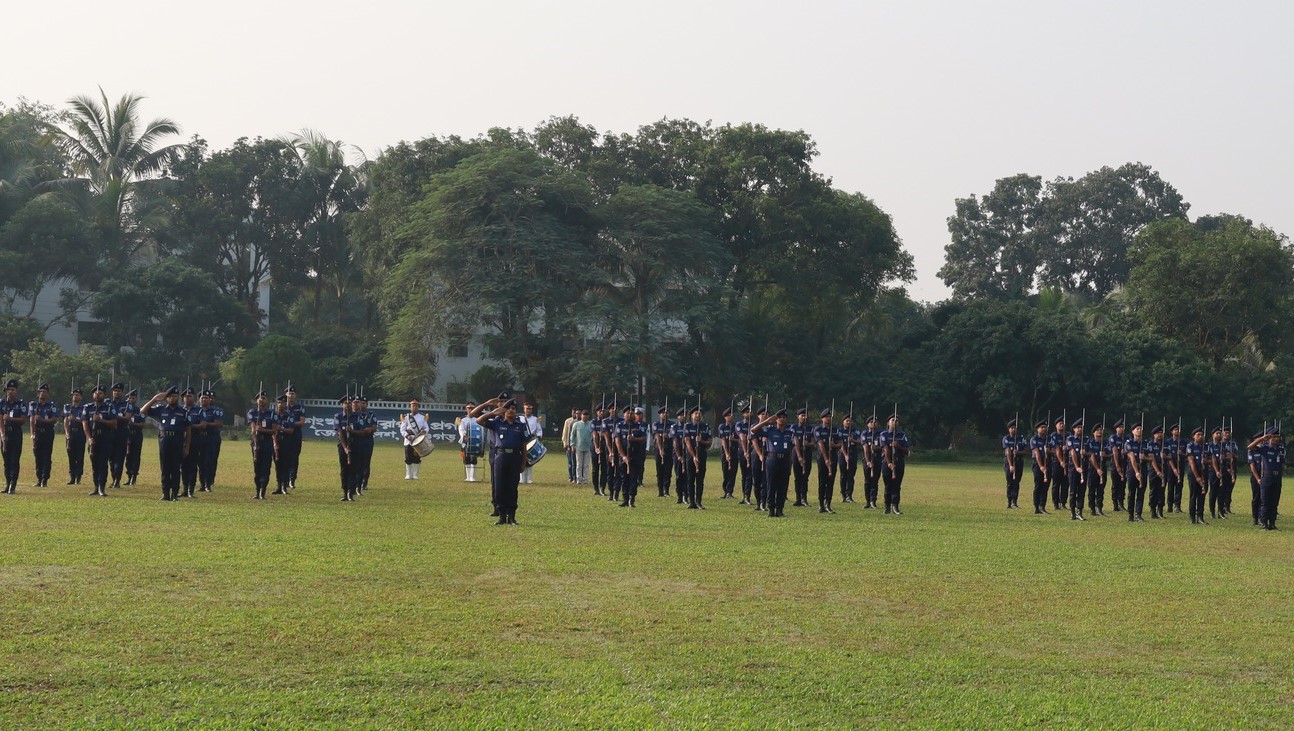 পঞ্চগড়ে পুলিশের মাস্টার প্যারেড অনুষ্ঠিত