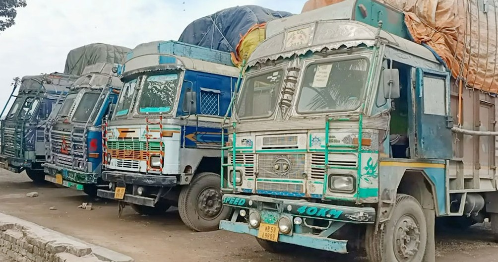 আমদানি অব্যাহত থাকার পরও কমছে না আলু পেঁয়াজের দাম