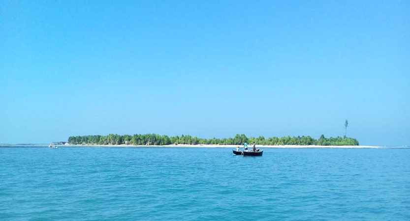 খাদ্য সংকটে সেন্টমার্টিনের বাসিন্দারা