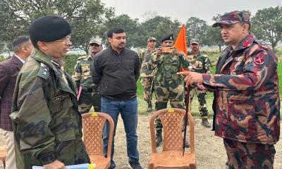 সীমান্তে বেড়া নির্মাণে বিজিবির বাঁধাকে কেন্দ্র করে উত্তেজনা